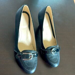 Women’s Black Pumps size 9.5 M